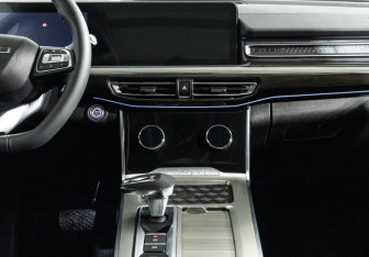 Подержанный автомобиль Exeed VX 2023 года (14 фото)