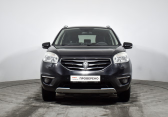 Подержанный автомобиль Renault Koleos 2013 года (2 фото)